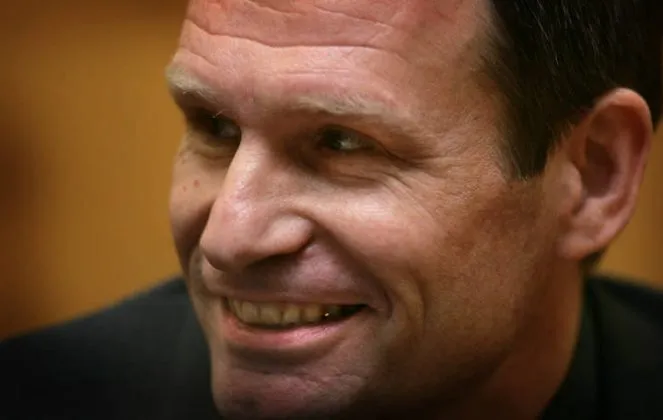 Armin Meiwes Murdered And Cooked His Dinner Guest Whom Was A Willing Participant